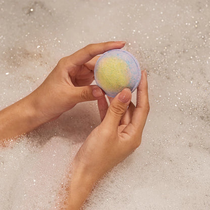 Bath and Body Set for Women, 5 Pcs Ocean Spa Baskets Holiday Beauty Christmas Birthday Gifts Sets for Her Mom