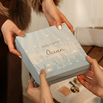 Bath and Body Set for Women, 5 Pcs Ocean Spa Baskets Holiday Beauty Christmas Birthday Gifts Sets for Her Mom